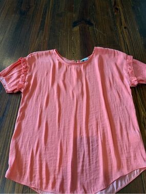 Naked Zebra Coral Short Sleeve Ruffle-Sleeve Top
